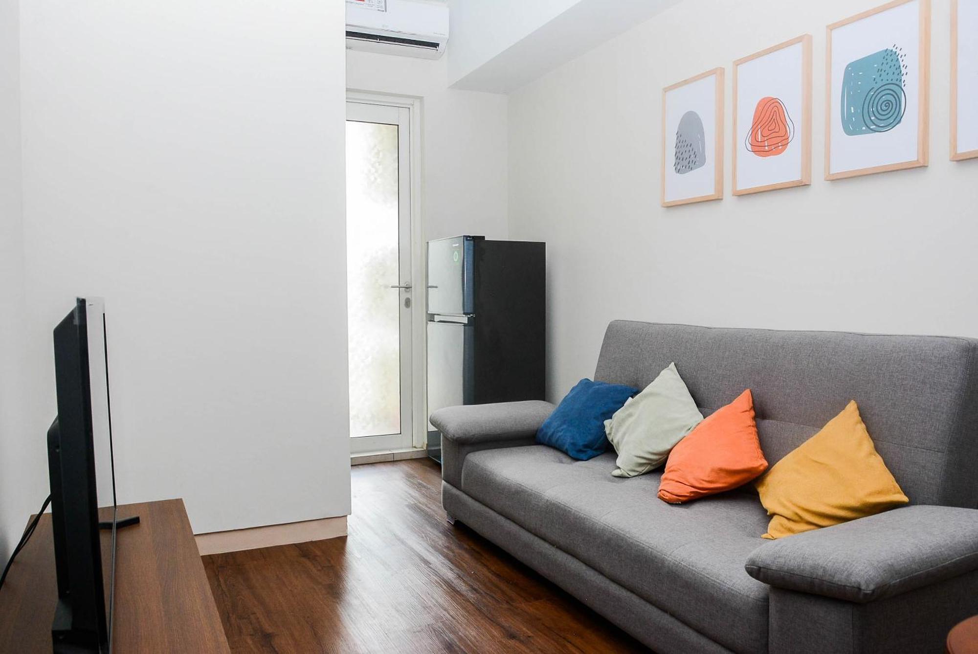 And Relax 2br Springlake Summarecon By Travelio * Bekasi
